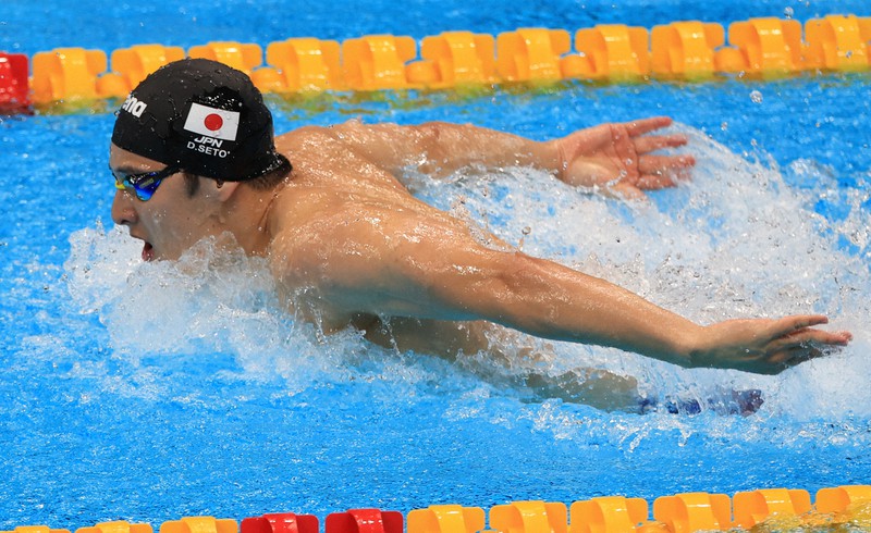 男子200メートルバタフライ予選、準決勝進出を決めた瀬戸大也=東京アクアティクスセンターで2021年7月26日、梅村直承撮影
