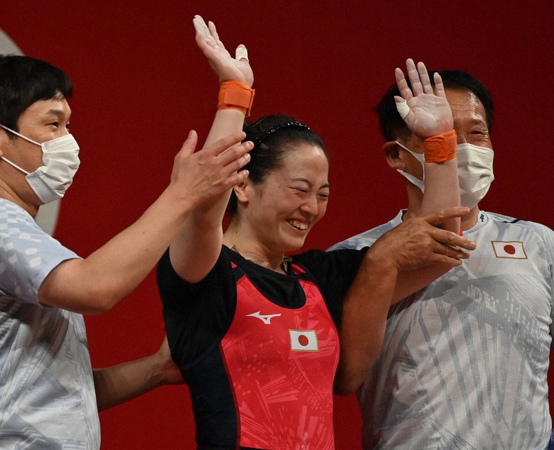 D15訪問着 安藤広重 東海道五拾五撰 さが美 正絹 着物 しつけ糸未使用極美品 安藤美希子が銅メダル 重量挙げ女子59キロ級 東京五輪 | 毎日新聞