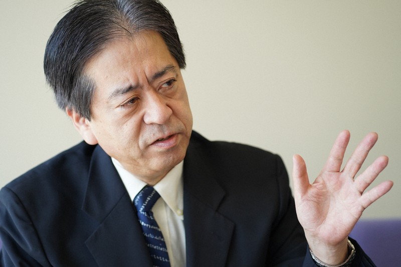 インタビューに答える日本経済大の西村尚純教授=東京都千代田区で2021年7月19日、内藤絵美撮影