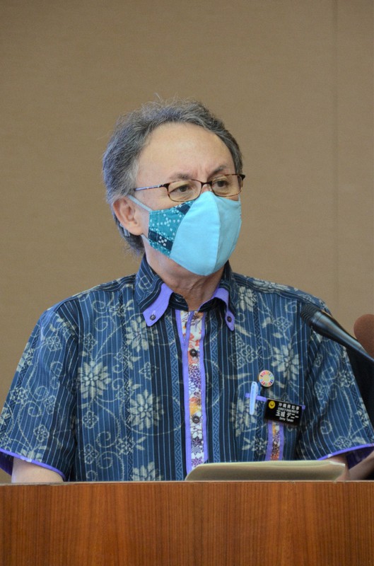 新型コロナウイルスの感染急拡大を受け、記者会見する玉城デニー沖縄県知事=那覇市の県庁で2021年7月29日午後5時44分、竹内望撮影