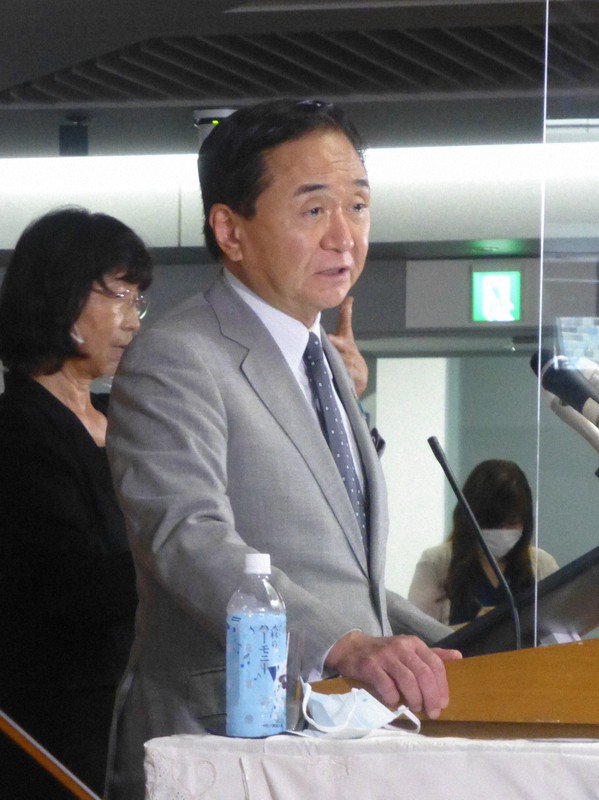 定例記者会見で神奈川県民に感染防止を呼びかける黒岩祐治知事=横浜市中区で2021年7月29日午後1時47分、中村紬葵撮影