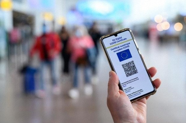 「新型コロナワクチン接種済み」などを証明する欧州連合(EU)の「EUデジタルCOVID証明書」=EUのウェブサイトから