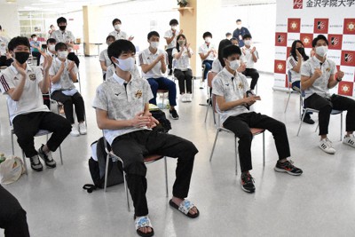 五輪ファイナリスト、「暁の超特急」こと吉岡隆徳さんの素顔とは