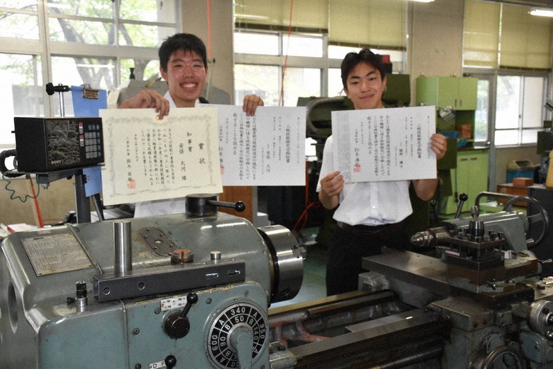 技術磨き、技能検定合格 普通旋盤作業2級、松阪工業高初 安保さん
