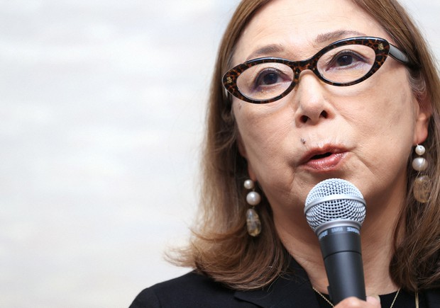 桐野夏生 インドラネット ナゾの冒険旅に読者を誘う ベストセラーを歩く 重里徹也 毎日新聞 経済プレミア