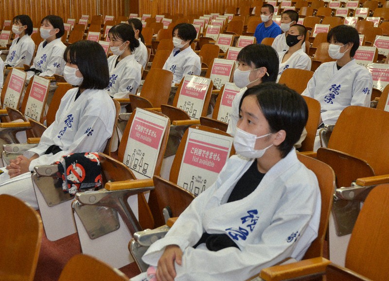 東京２０２０ １ 空手 染谷選手が予選敗退 いい試合だった 恩師ら地元で応援 茨城 毎日新聞