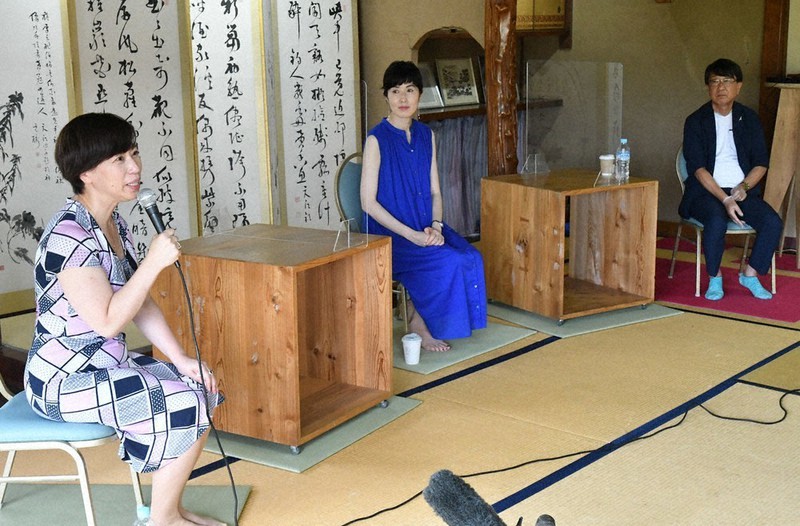 小島慶子さん 女性いる光景 当たり前に 男女格差解消へ意見交換 毎日新聞