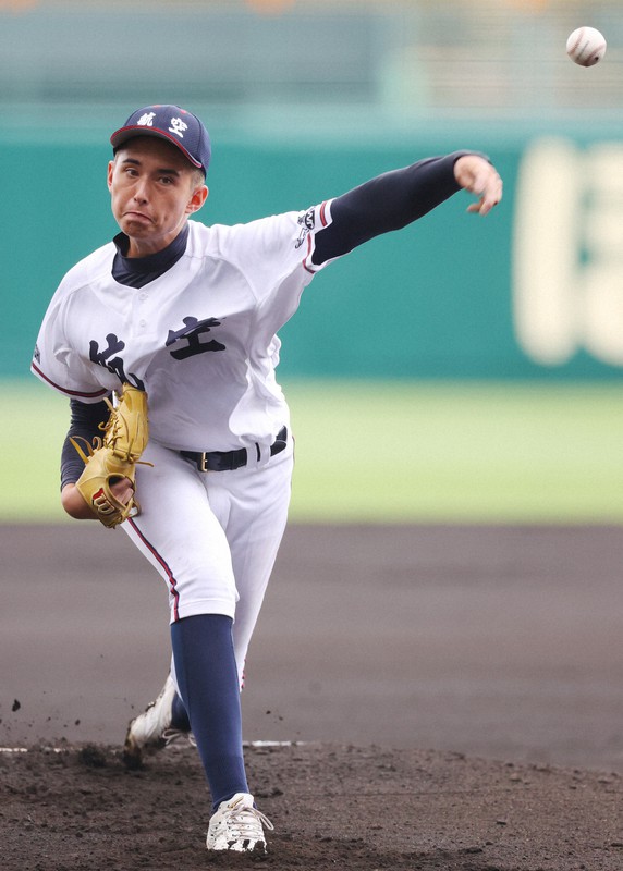 完封の日本航空 バデルナ 球場 ちょっとびびった 夏の甲子園 毎日新聞
