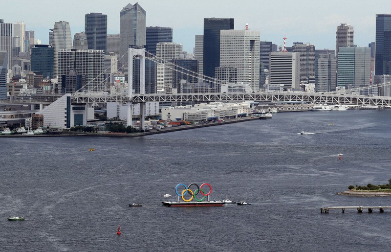 さようなら五輪マーク お台場海上から撤去 都はリサイクル検討 写真特集1 5 毎日新聞