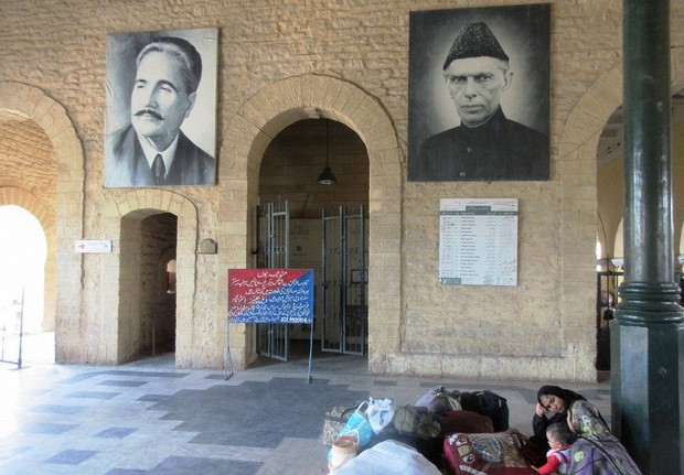 パキスタン 最大都市カラチ 藻谷氏の 残念な体験 藻谷浩介の世界 来た 見た 考えた 藻谷浩介 毎日新聞 経済プレミア