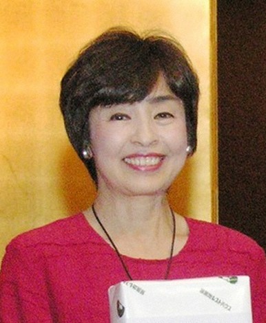 小島ゆかりさん=井上卓弥撮影