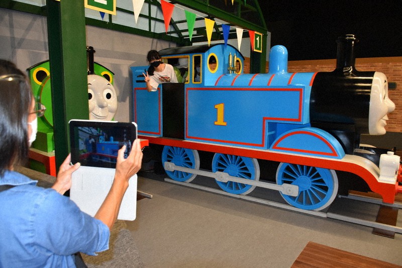 トーマスと思い出作り 絵本登場75周年 体験型イベント開幕 山口市 山口 毎日新聞 トーマスと思い出作り 絵本登場75周年 体験型イベント開幕 山口市 山口 毎日新聞