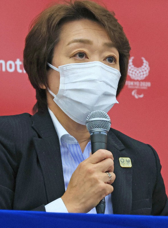東京パラリンピックに向けた4者協議を終え、記者会見する組織委の橋本会長=代表撮影