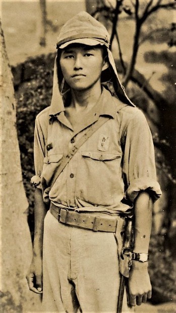 沖縄、台湾をつむぐ：川平家物語／23 生徒も教師も丸ごと兵隊に | 毎日新聞