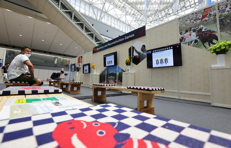 東京五輪のメインプレスセンターに設置された「復興ブース」。イベントを開いても報道関係者は数えるほどだった=東京都江東区で6日、長谷川直亮撮影