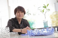 本多プラスの本多孝充社長＝同社提供