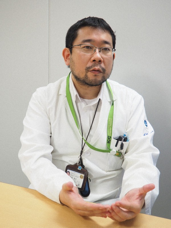 新型コロナウイルスについて語る国立国際医療研究センター国際感染症対策室の忽那賢志医長=東京都新宿区で2020年1月21日午前10時51分、金秀蓮撮影
