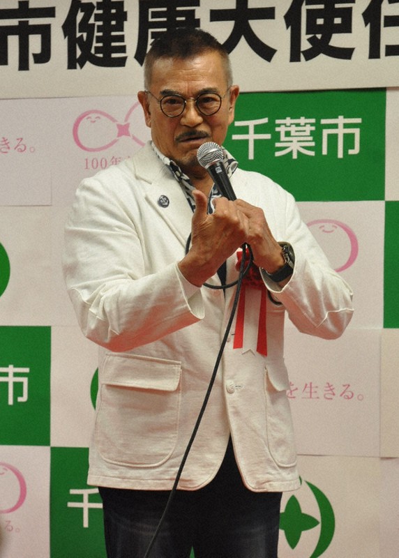 毎小ニュース 文化 千葉真一さん死去 コロナ感染 毎日新聞