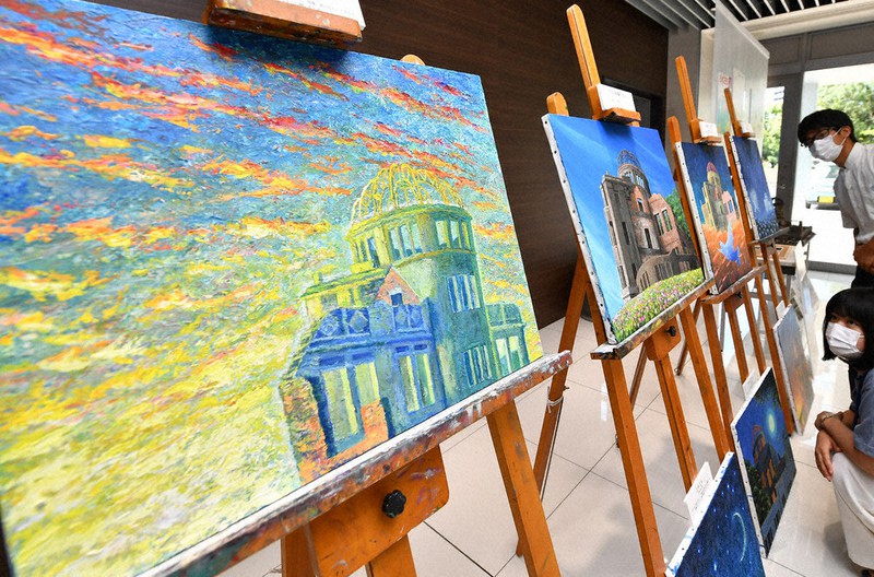 戦後76年：原爆ドーム 描き続け20年以上 被爆者の痛み、筆に