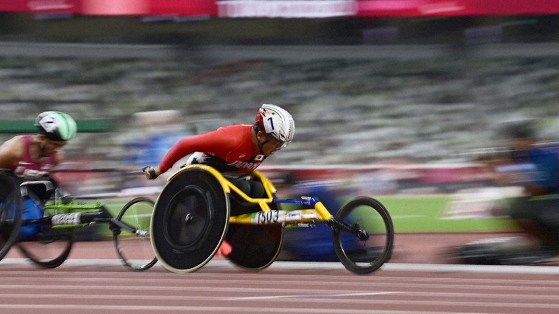 毎小ニュース スポーツ 東京 1 陸上 男子1500メートル 佐藤選手が2冠 金 毎日新聞 毎小ニュース スポーツ 東京 1 陸上 男子1500メートル 佐藤選手が2冠 金 毎日新聞