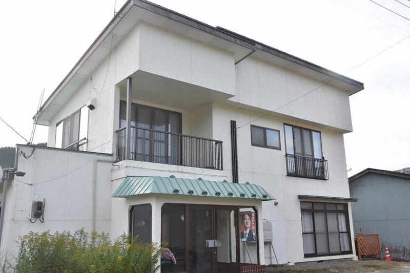 自民党総裁選への不出馬を表明後の菅義偉首相の生家=秋田県湯沢市秋ノ宮で2021年9月3日、下河辺果歩撮影