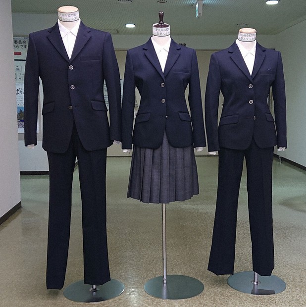 高知市大津中学校　制服 中津市中学制服 上着ブレザー、キュロットも 詰め襟、セーラー服見直し