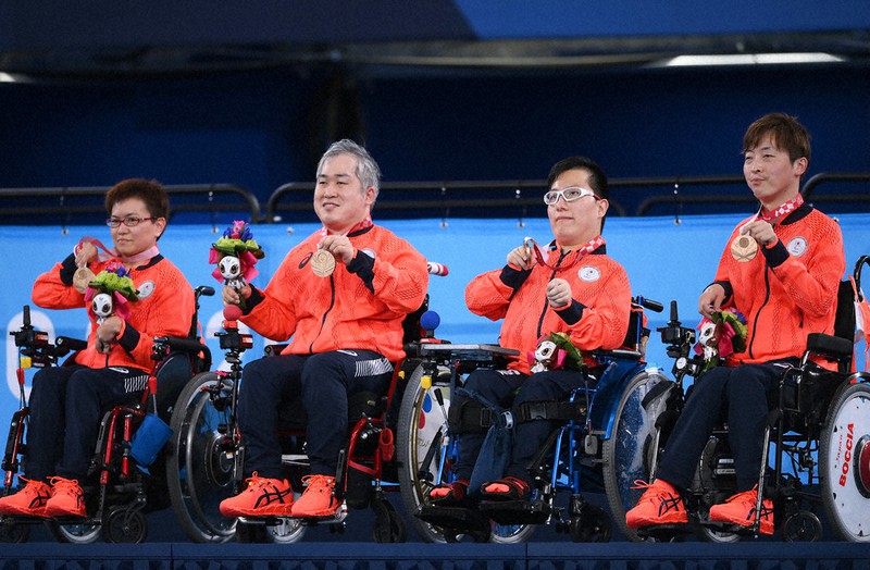 東京２０２０ １ ボッチャ 大飛躍 個人 金 ペア 銀 チーム 銅 リハビリからスポーツへ 毎日新聞
