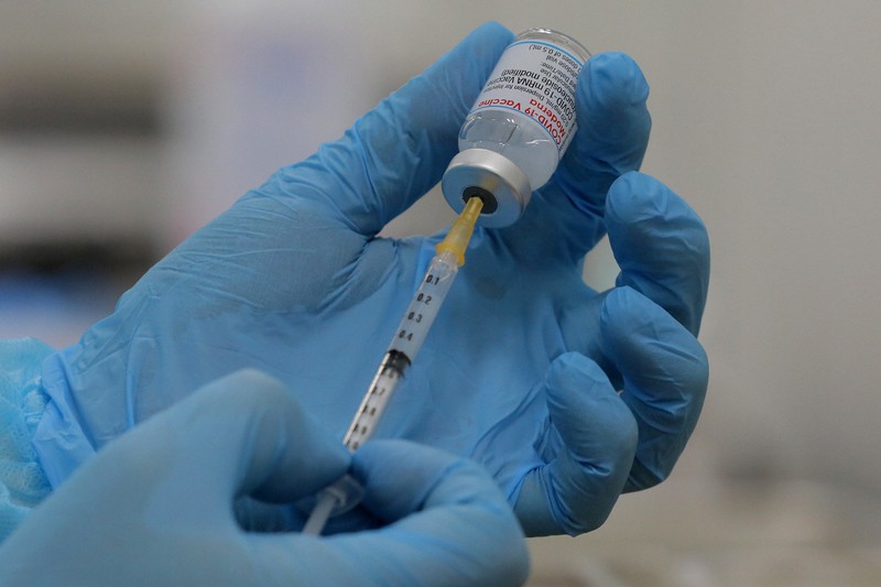 Over 80 recovered from Moderna COVID vaccine side effects within 3