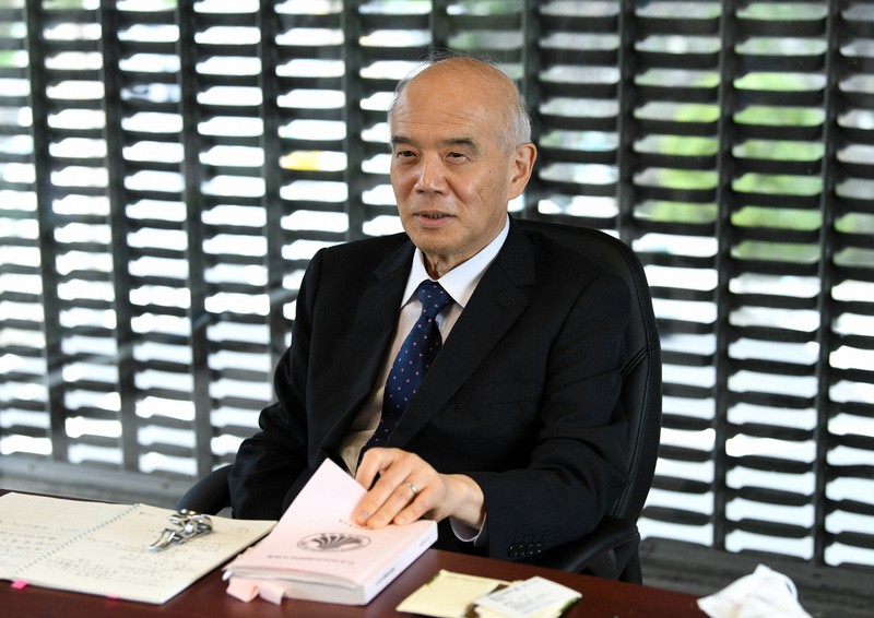 インタビューに答える大西隆・日本学術会議元会長=東京都千代田区で2020年10月7日、竹内紀臣撮影
