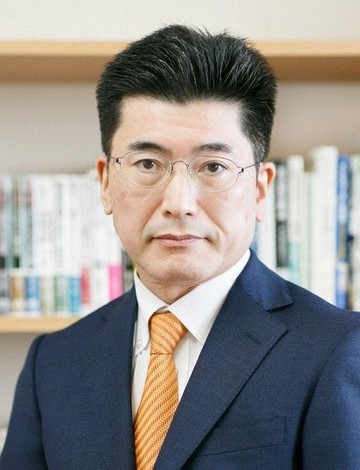 塚本壮一氏
