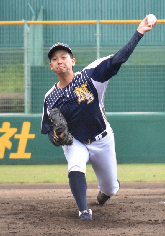 【日本新薬-パナソニック】7回を4被安打2失点と好投した日本新薬先発の榎田=京都市右京区のわかさスタジアム京都で、中島怜子撮影