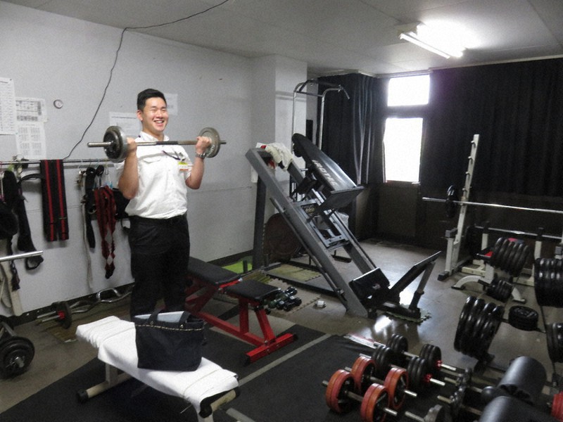 わたしの世界 路線バス運転士 南海バス光明池営業所 大阪府和泉市 安東拓馬さん 23 毎日新聞