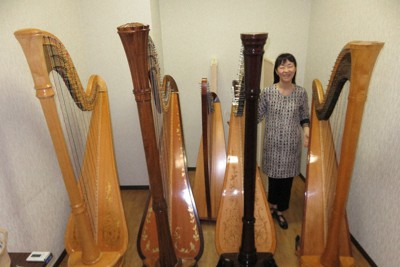 編集長からの手紙：田辺聖子の少女時代 樟蔭高校で授業（東大阪