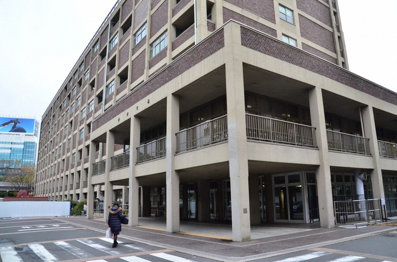 移転前の横浜市役所旧庁舎=同市中区で2020年3月23日午後3時47分、樋口淳也撮影