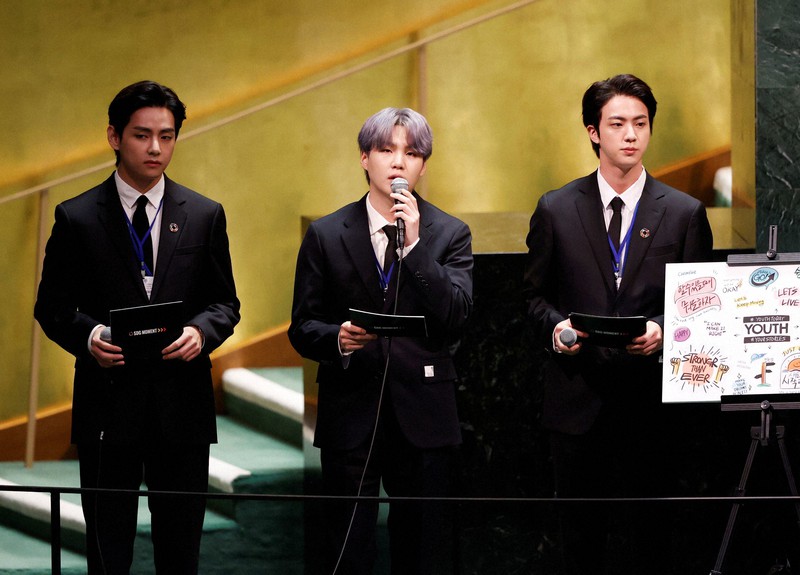 【B】ニューヨーク国連本部入手　SDGs スペシャルセット 10代、20代は「ウエルカム世代」 BTSが国連総会でスピーチ [写真特集1