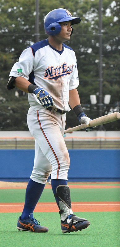 都市対抗東京2次予選は9番に座るNTT東日本の火ノ浦=大田スタジアムで2021年9月27日午後0時41分、川村咲平撮影