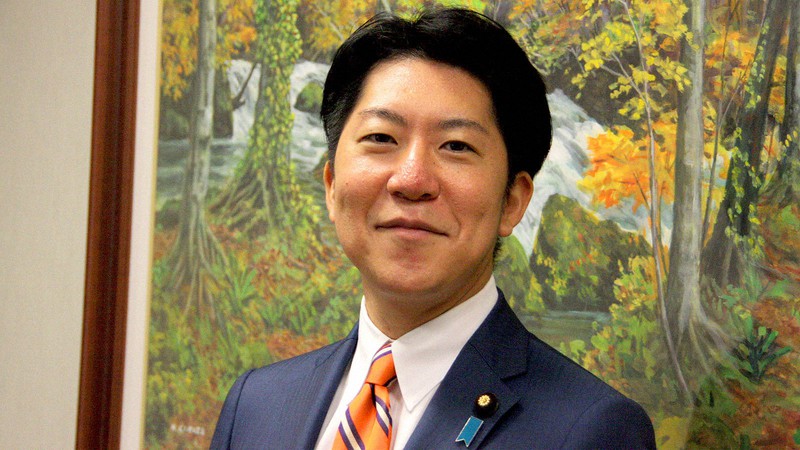 佐藤啓氏=高橋恵子撮影