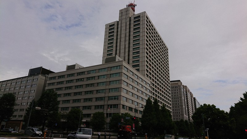 厚生労働省が入る合同庁舎=東京都千代田区で2021年9月17日、袴田貴行撮影