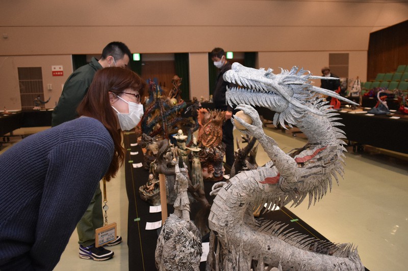龍神村に ドラゴン ミュージアム 22年開館へ作品収集資金募る 毎日新聞