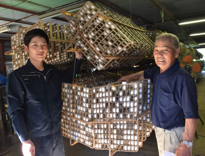 シルクに可能性 養蚕業継ぐ愛媛の26歳 豪雨が転機に 毎日新聞