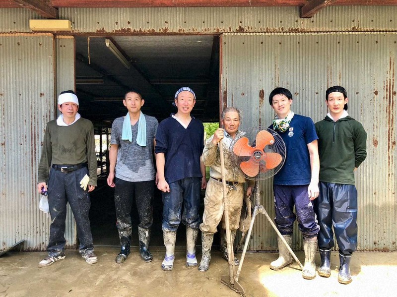 シルクに可能性 養蚕業継ぐ愛媛の26歳 豪雨が転機に 毎日新聞