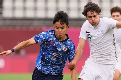 ワールドスポーツの扉 サッカー古橋亨梧 言の葉を紡ぐ 俊輔さんを超えるために来た 毎日新聞