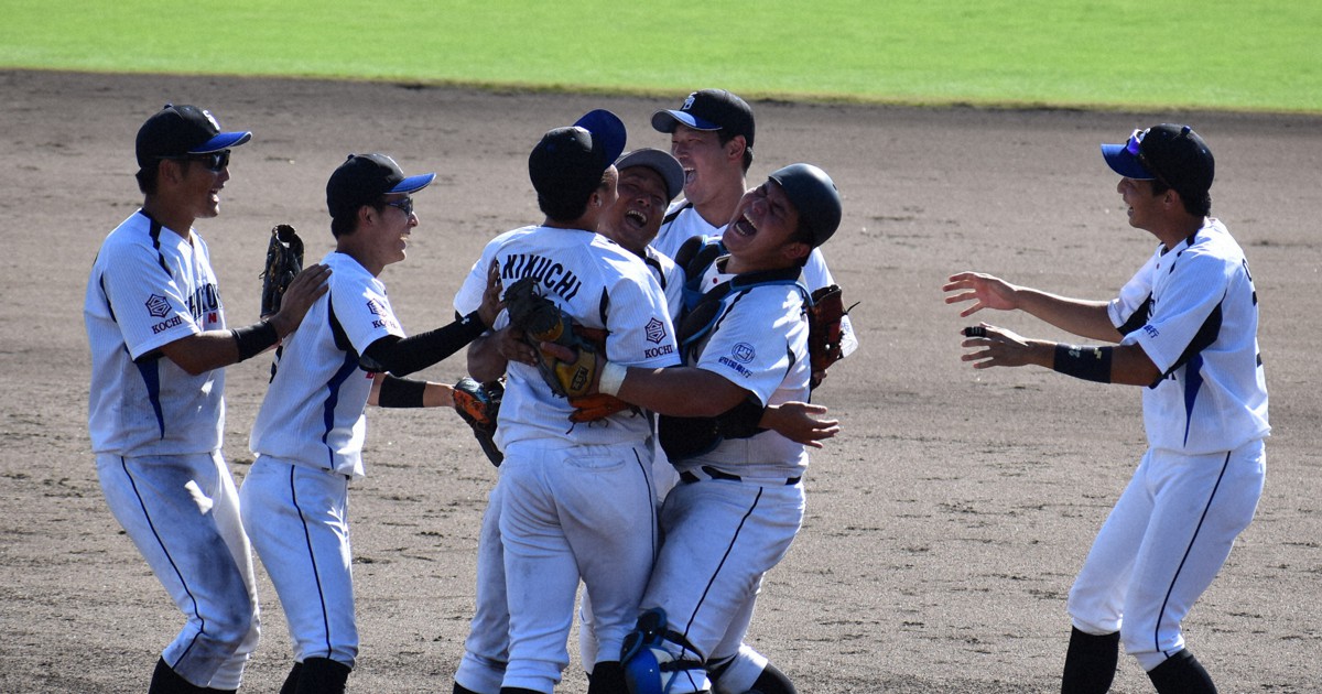 t*1様 都市対抗野球大会出場　きらやか銀行野球部　ハーフジップ t*1様 都市対抗野球大会出場 きらやか銀行野球部 ハーフジップ