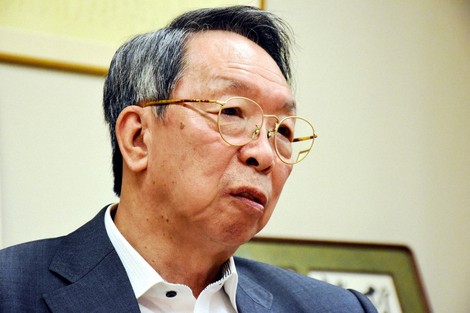 荒井聡氏＝須藤孝撮影