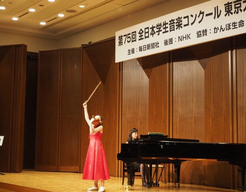 サントリーホール・ブルーローズで開かれている全日本学生音楽コンクール東京大会の本選=斉藤希史子撮影