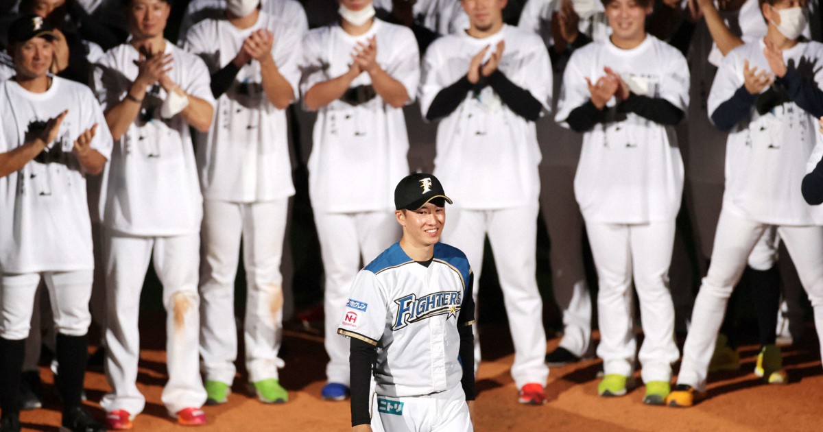 日本ハム斎藤佑樹「『持っている』のは仲間」 引退試合後セレモニー