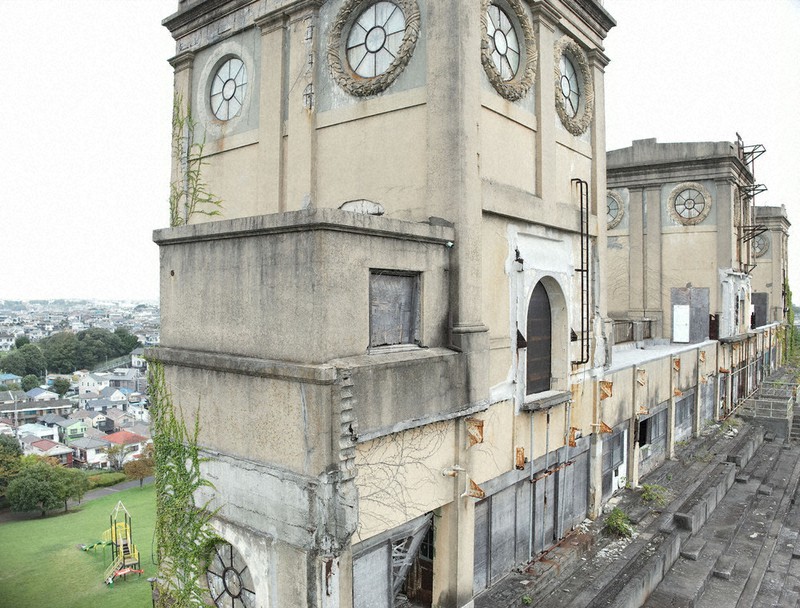 旧根岸競馬場「1等馬見所」 まるで「ラピュタ」 横浜青年会議所が