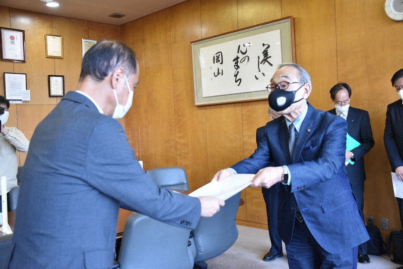 新型コロナ 交通事業者ら支援要望 岡山市に助成金 観光振興など 岡山 毎日新聞