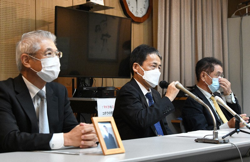 軽井沢のスキーバス事故初公判 運行会社社長「任せきりにしていた 