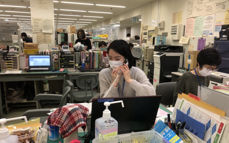 宮崎監督が撮影中、最も印象に残ったのは、相手のことを考えて真剣に対応する保健師の姿だったという=宮崎信恵監督提供
